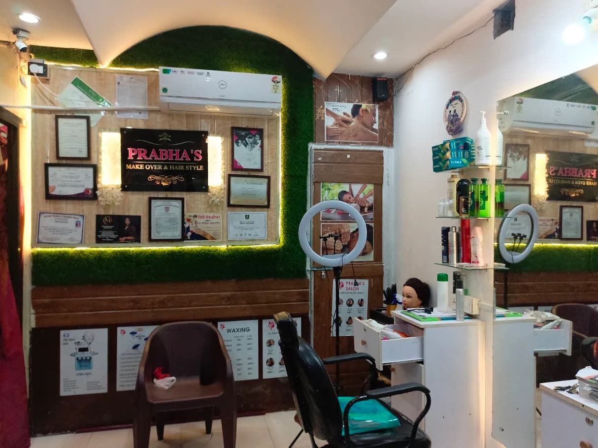 Inside Prabha's Salon, College Road, Belagavi